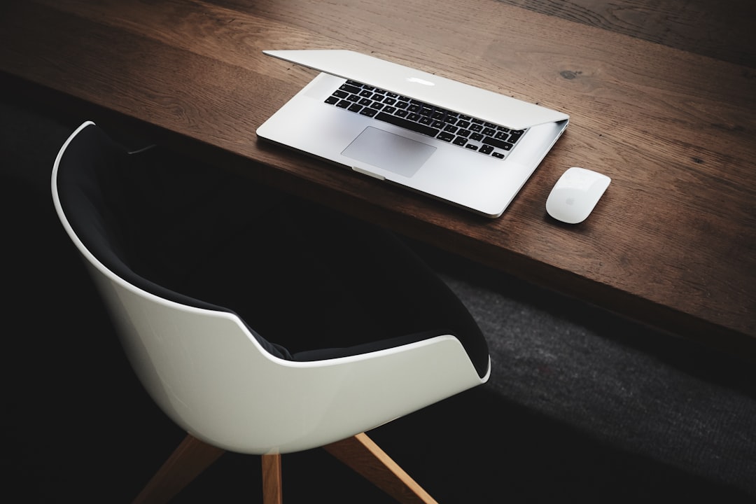 What Is the Ideal Desk Height? A Guide by Your Height