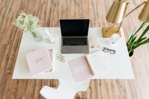 The Best Cable Management Ideas for a Clean Desk
